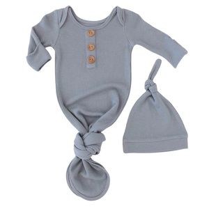 DUSTY DENIM WAFFLE BAMBOO NEWBORN BABY KNOT GOWN & HAT SET Caden Lane
